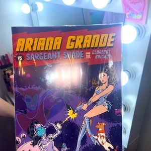 BRAND NEW SEALED ARIANA GRANDE COMIC BOOK!